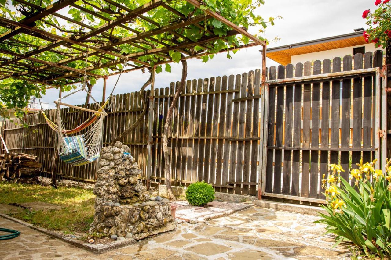 Villa Beni - 4 Bedroom Private House By Flаt Manаger Lozenets Exterior photo